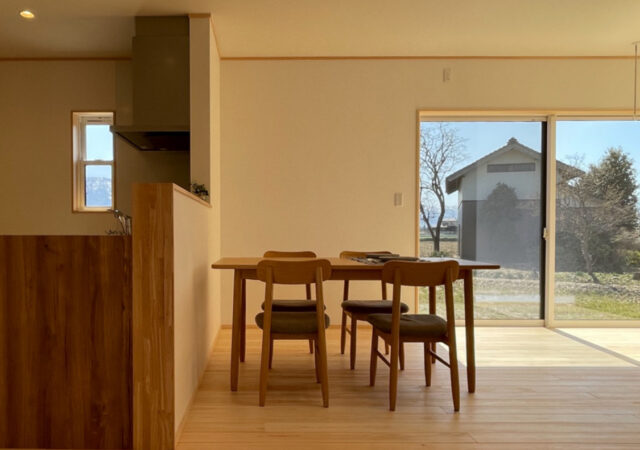 「ちょうど良い」が「すごく良い」… 自然素材で造るナチュラルな平屋住宅